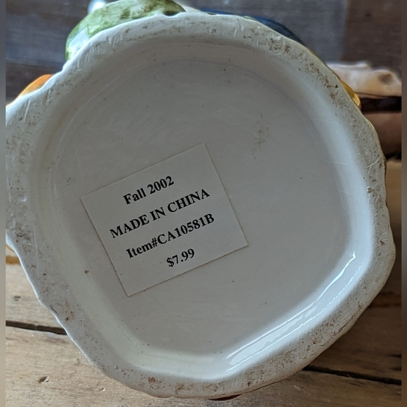 Never Used Fall 2002 Ceramic Scarecrow Soap Dispenser & Ceramic Pumpkin - Picture 8 of 8